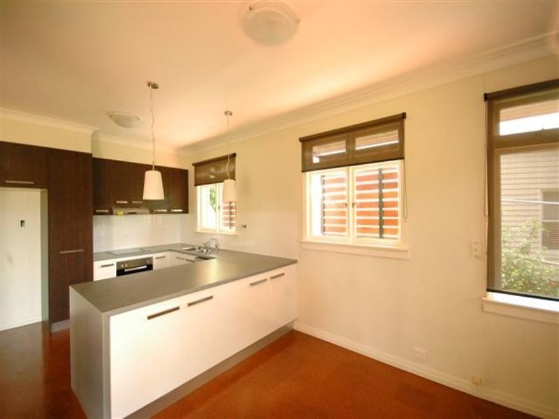 2 Fernside Street, East Toowoomba QLD 4350