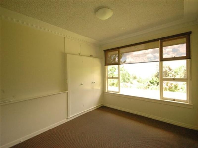 2 Fernside Street, East Toowoomba QLD 4350