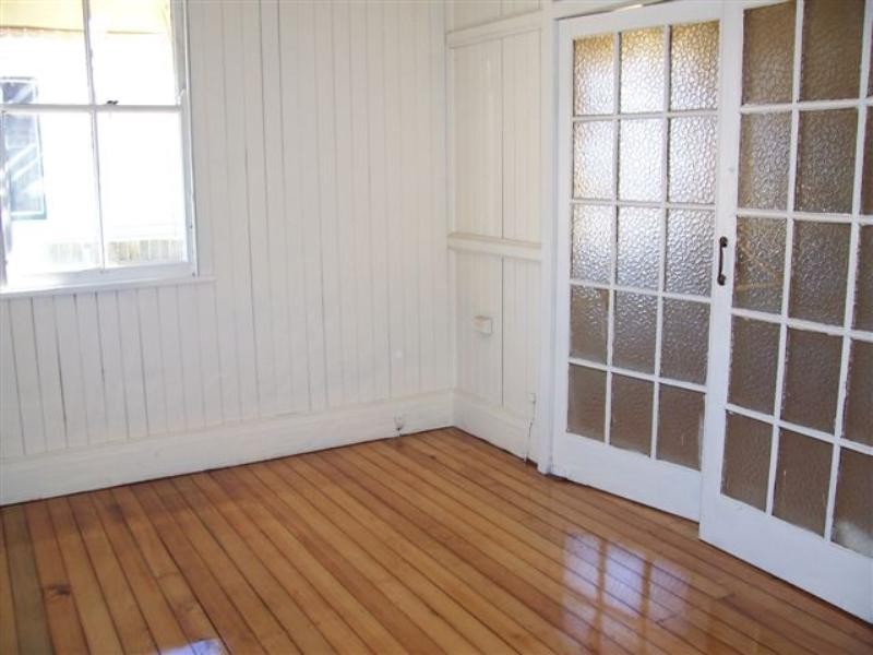 191 Russell Street, Newtown QLD 4350