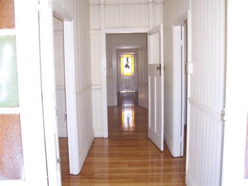 191 Russell Street, Newtown QLD 4350