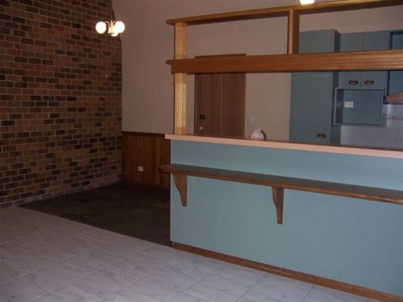 2/375A Alderley Street, South Toowoomba QLD 4350