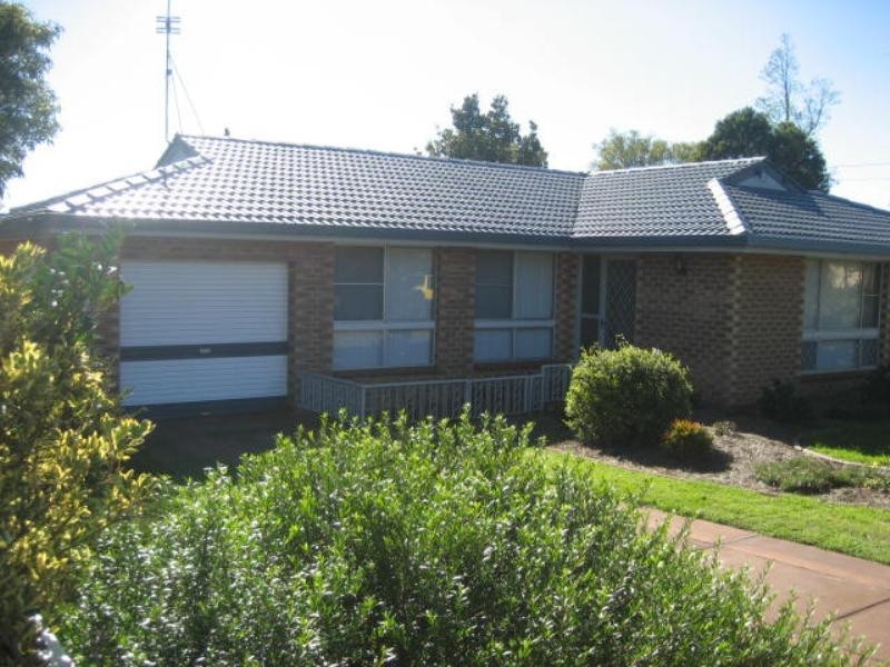 29 Jimbour Drive, Newtown QLD 4350