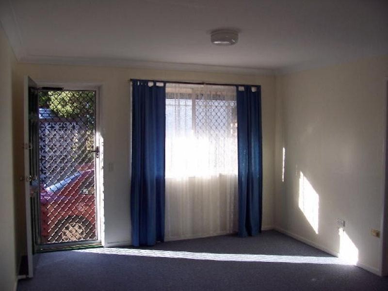 2/200 Mackenzie Street, East Toowoomba QLD 4350