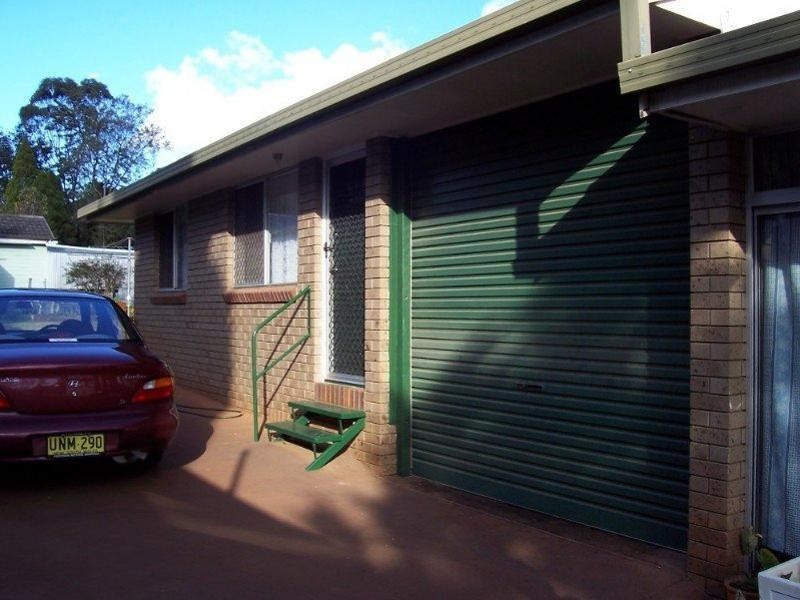 2/200 Mackenzie Street, East Toowoomba QLD 4350