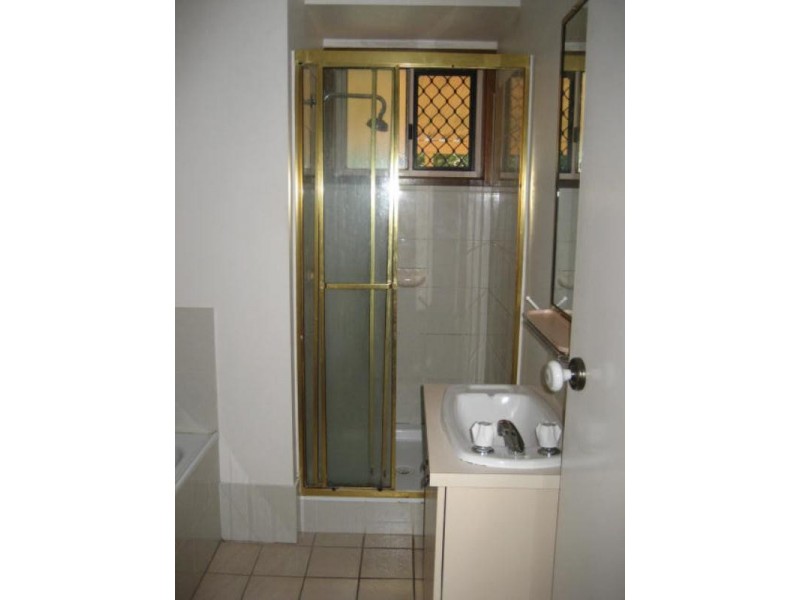 114 Hursley Road, Harristown QLD 4350