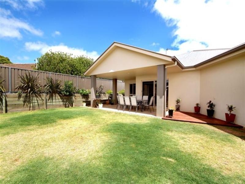 19 Toni Court, Darling Heights QLD 4350