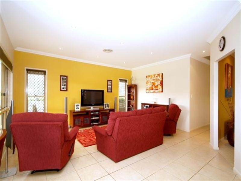 19 Toni Court, Darling Heights QLD 4350