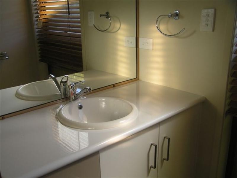 90 Hursley Road, Newtown QLD 4350