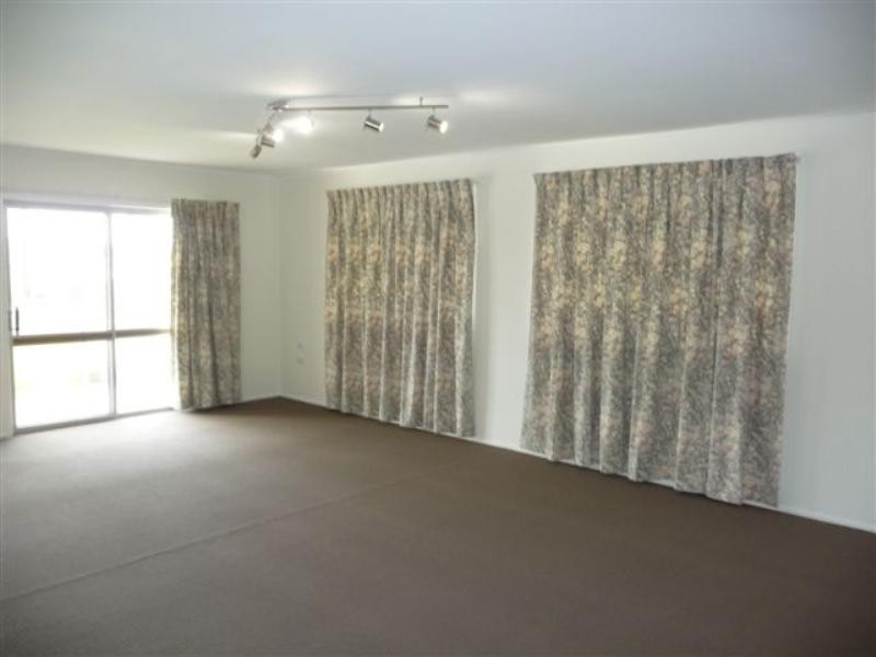 85 Knockator Crescent, Centenary Heights QLD 4350