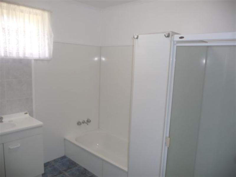 85 Knockator Crescent, Centenary Heights QLD 4350