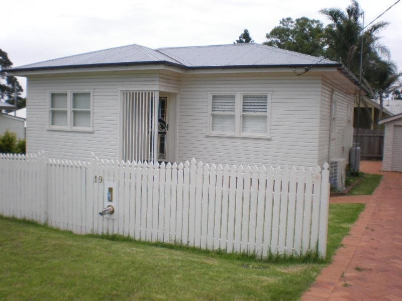 19 Drummond Street, Rangeville QLD 4350