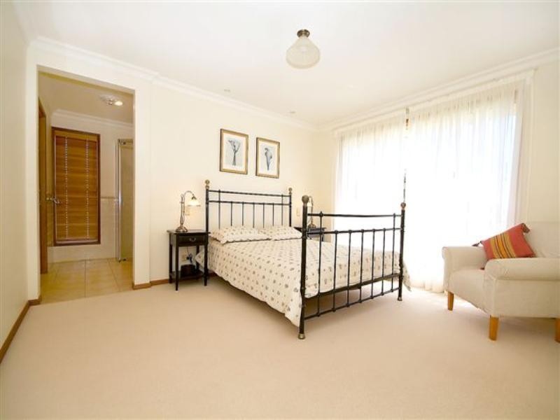 349 Ramsay Street, Middle Ridge QLD 4350