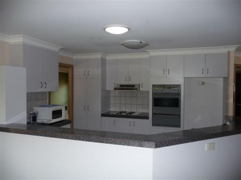 9 Jull Drive, Centenary Heights QLD 4350