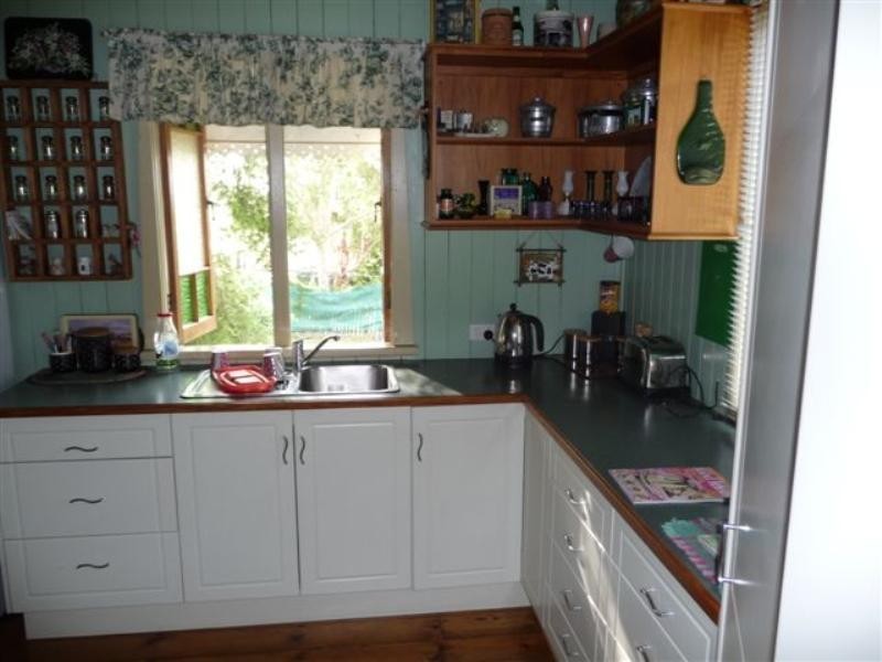 44 Main Street, Meringandan QLD 4352