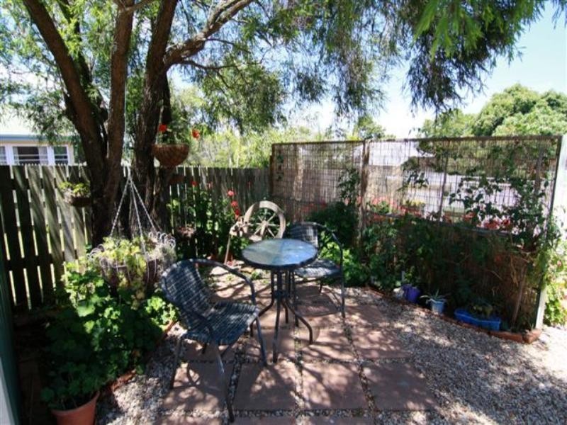 18 Gentle Street, North Toowoomba QLD 4350