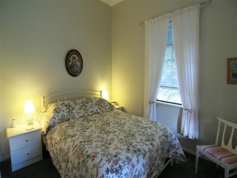 18 Gentle Street, North Toowoomba QLD 4350