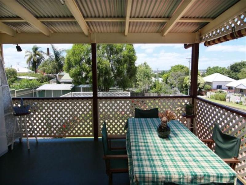 18 Gentle Street, North Toowoomba QLD 4350