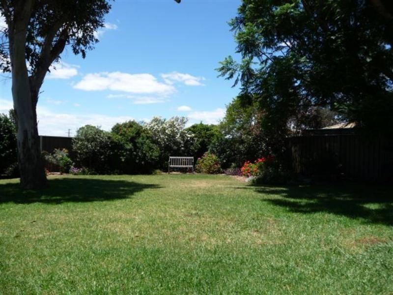 3 Janet Court, Wilsonton QLD 4350