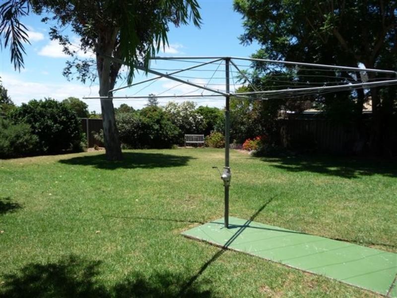 3 Janet Court, Wilsonton QLD 4350