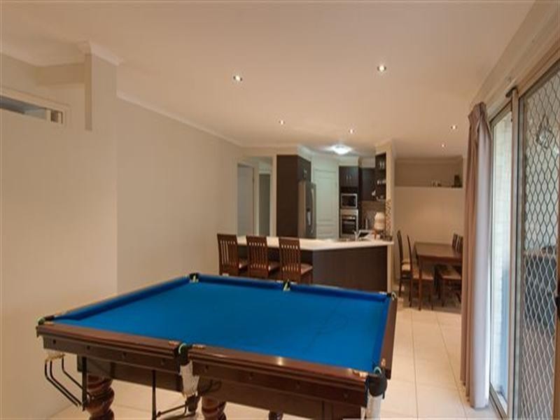 9 Schaefer Court, Westbrook QLD 4350