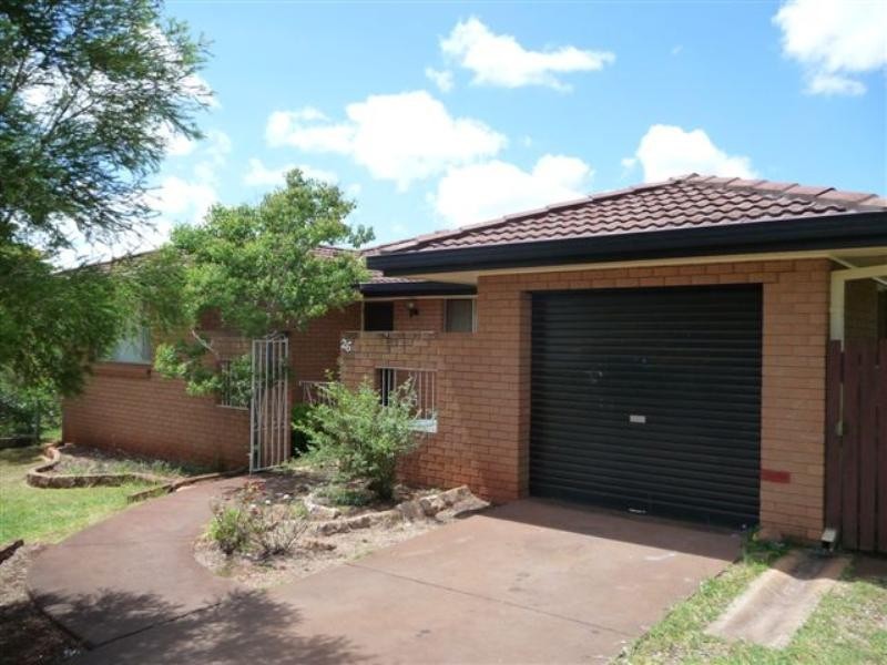 26 Jennifer Crescent, Darling Heights QLD 4350