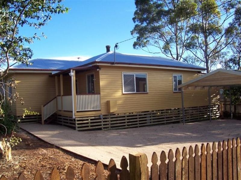 42 Belgium Street, South Toowoomba QLD 4350