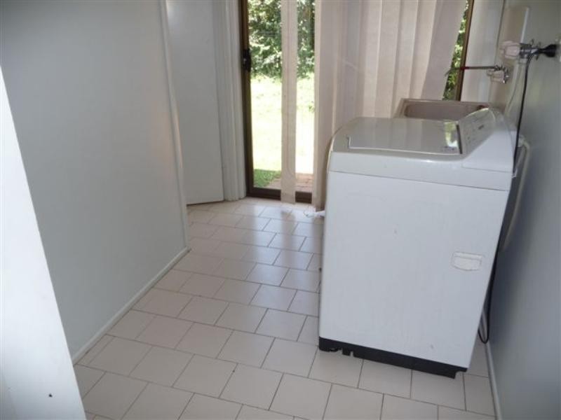 348 West Street, Kearneys Spring QLD 4350