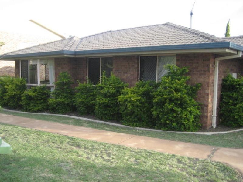 114 Hursley Road, Newtown QLD 4350