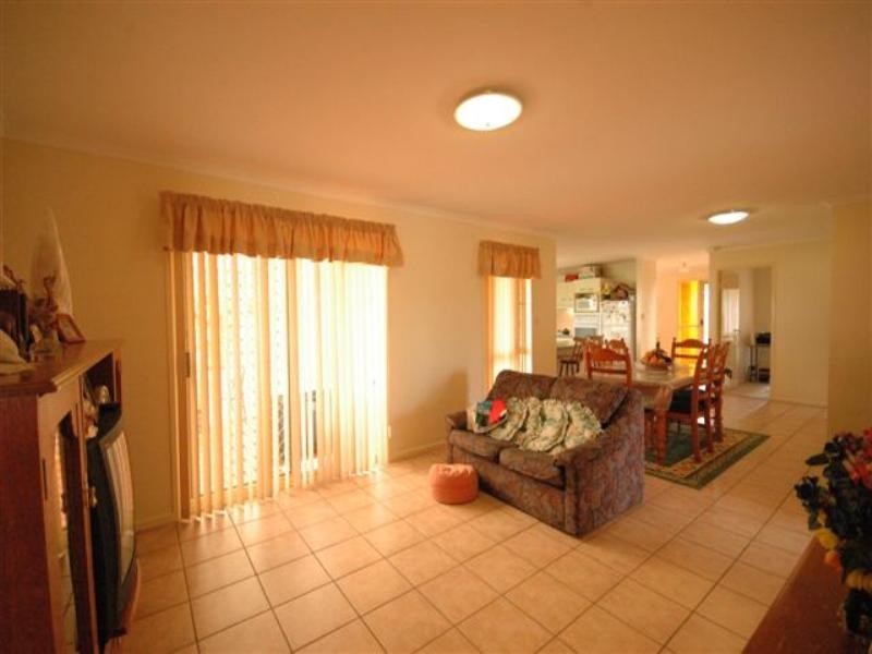 16 Barwick Street, Westbrook QLD 4350