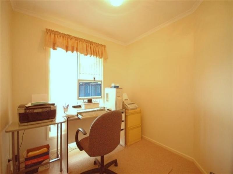 16 Barwick Street, Westbrook QLD 4350