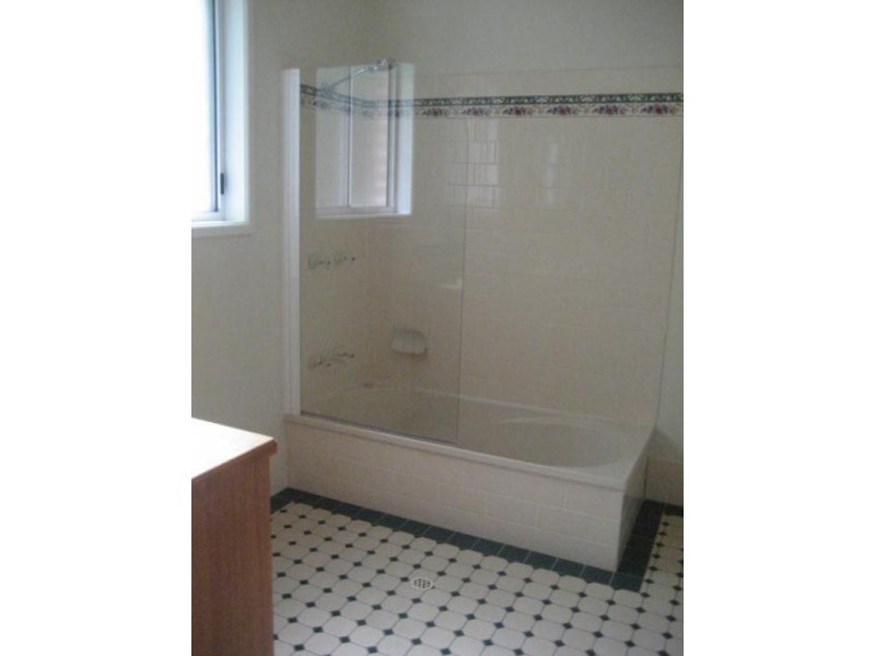 3/8 Lindsay Street, East Toowoomba QLD 4350