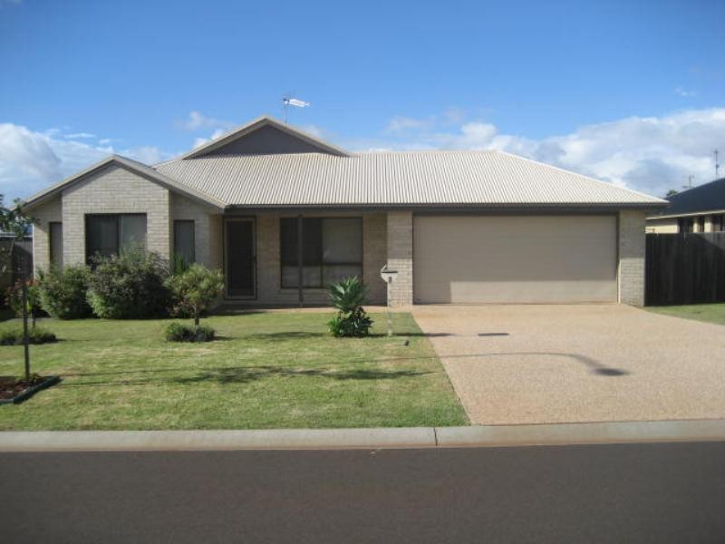 7 Lavarack Street, Darling Heights QLD 4350