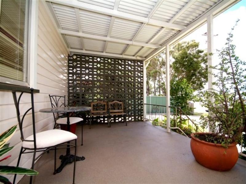 3 Rob Street, Newtown QLD 4350