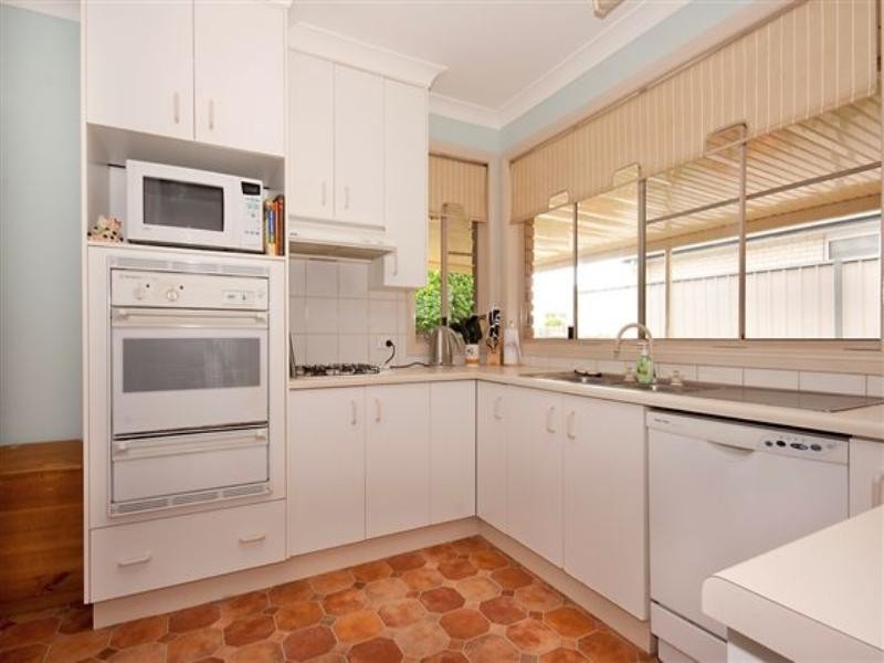 8 Hoad Court, Rangeville QLD 4350