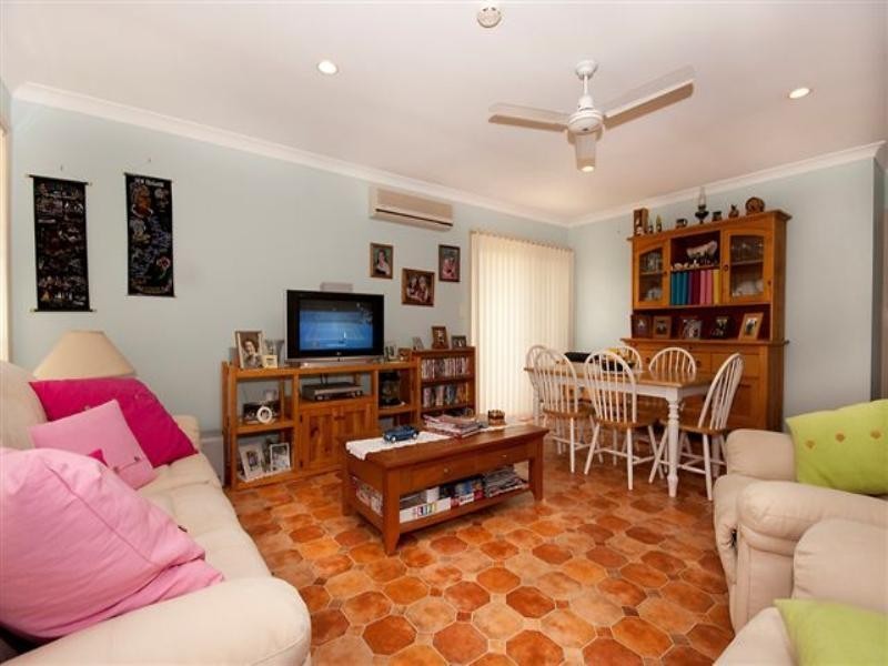 8 Hoad Court, Rangeville QLD 4350