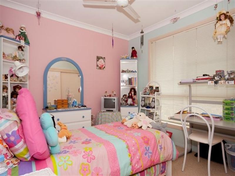 8 Hoad Court, Rangeville QLD 4350