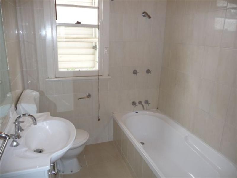 4 Beirne Street, South Toowoomba QLD 4350