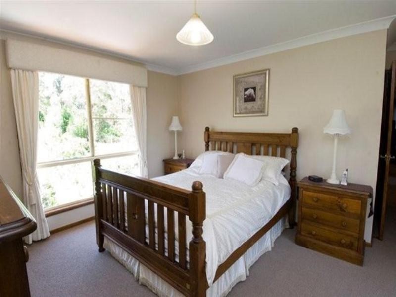 8 Dau Road, Highfields QLD 4352