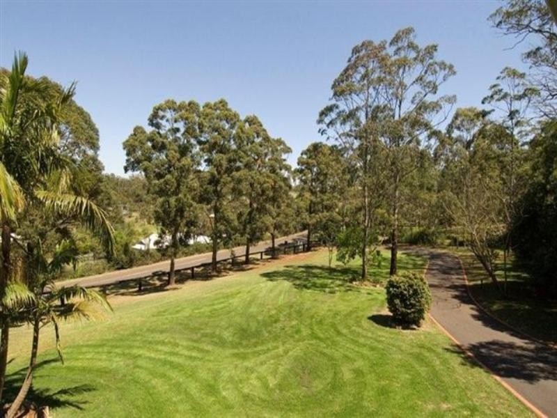 8 Dau Road, Highfields QLD 4352