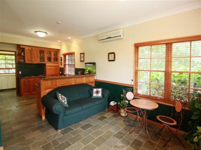 184 Stenner Street, Middle Ridge QLD 4350