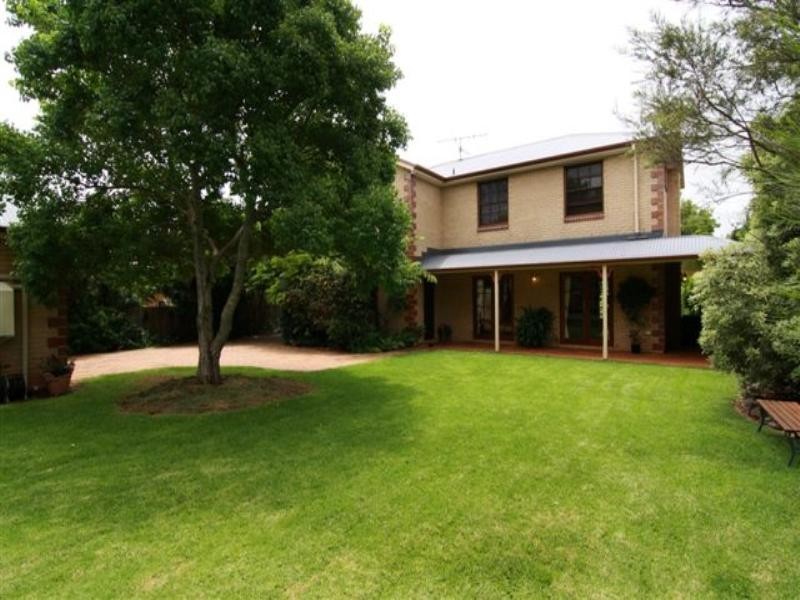 184 Stenner Street, Middle Ridge QLD 4350