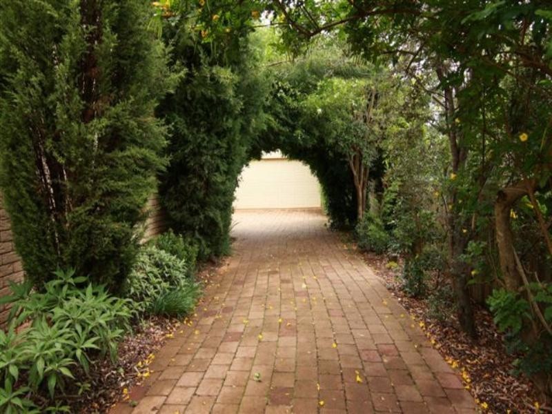 184 Stenner Street, Middle Ridge QLD 4350