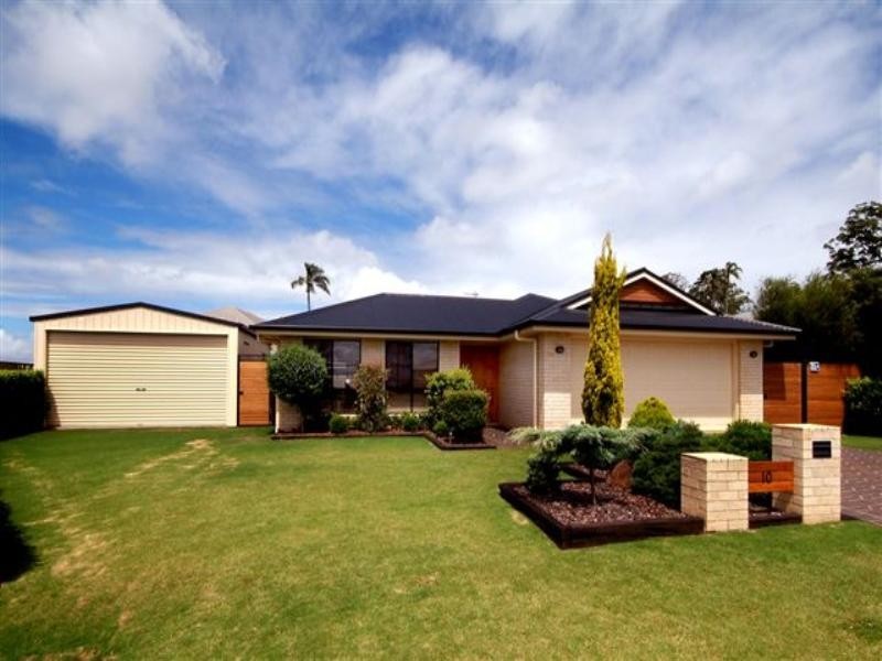 10 Fadden Crescent, Middle Ridge QLD 4350