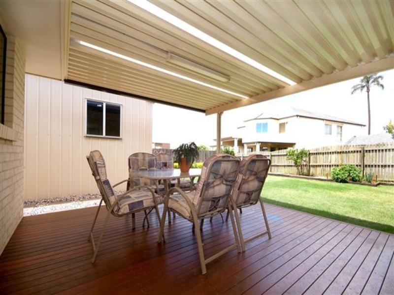 10 Fadden Crescent, Middle Ridge QLD 4350