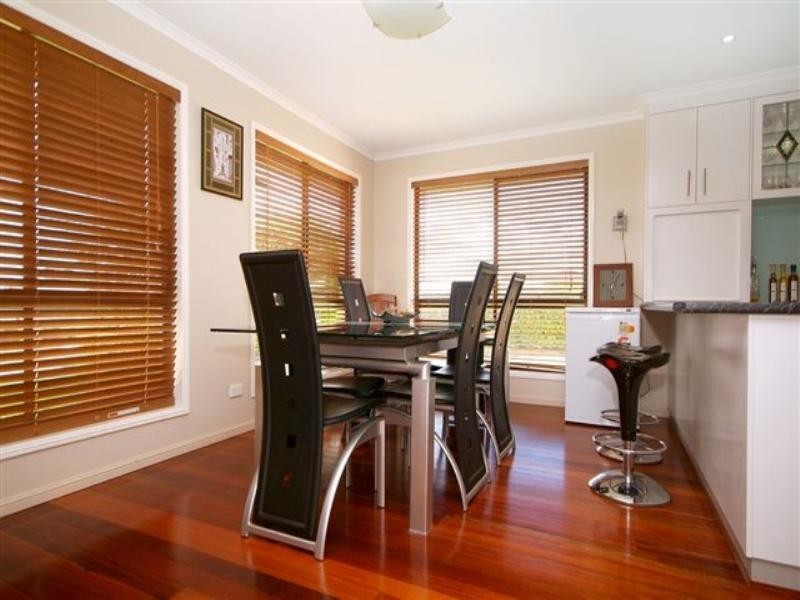 10 Fadden Crescent, Middle Ridge QLD 4350