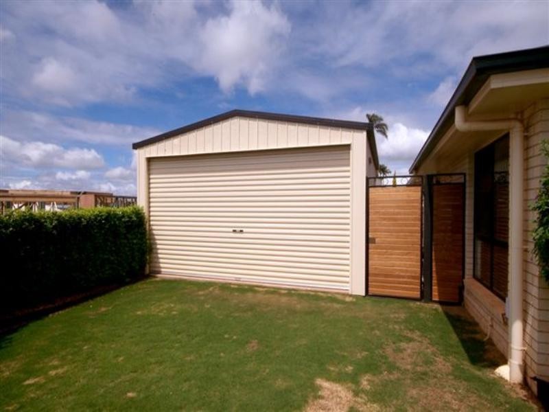 10 Fadden Crescent, Middle Ridge QLD 4350