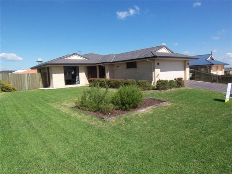10 Ashford Drive, Wyreema QLD 4352