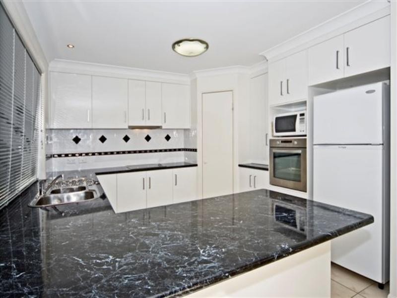 24 Whitman Street, Westbrook QLD 4350