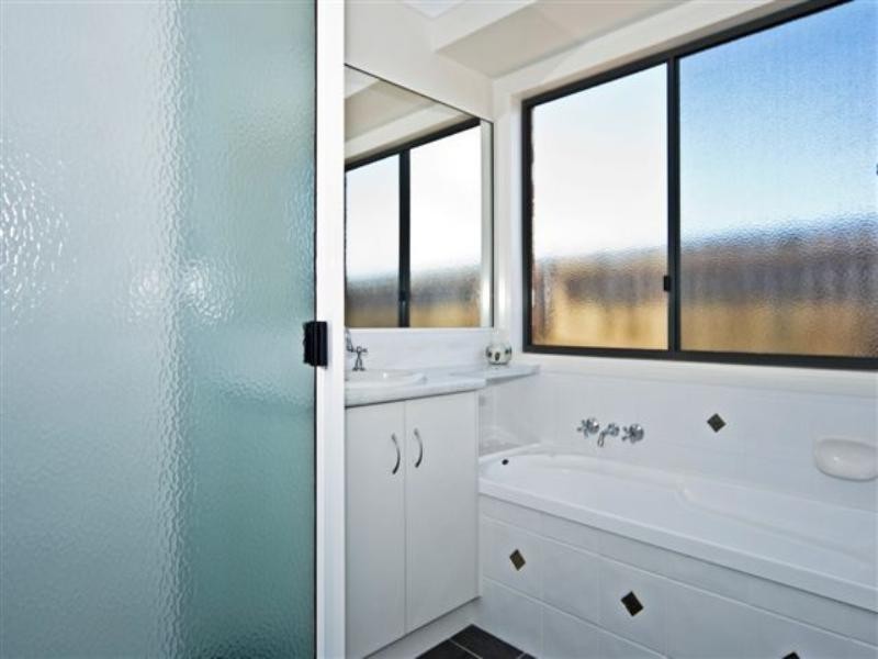 24 Whitman Street, Westbrook QLD 4350