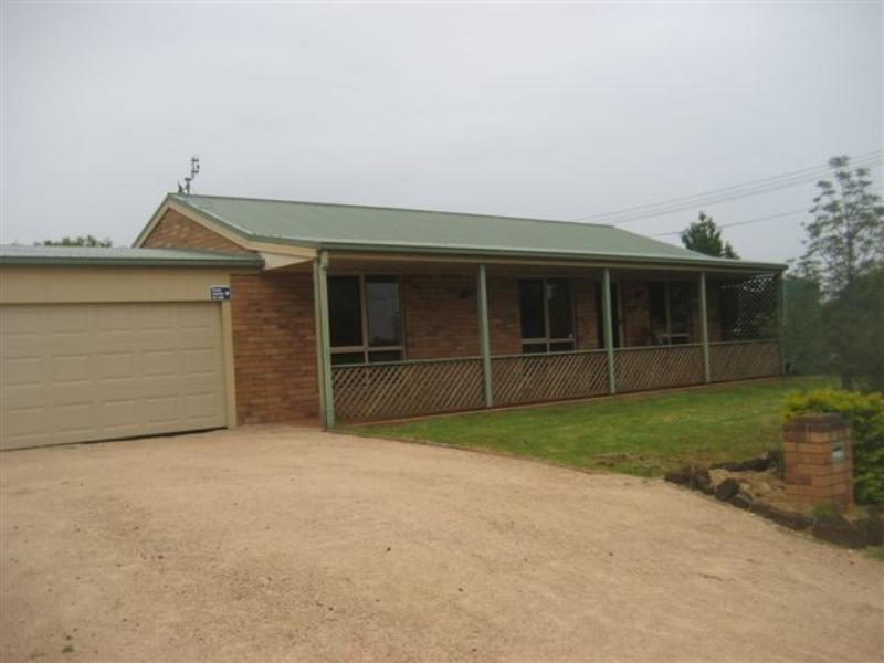 1 Hardy Court, Wilsonton QLD 4350